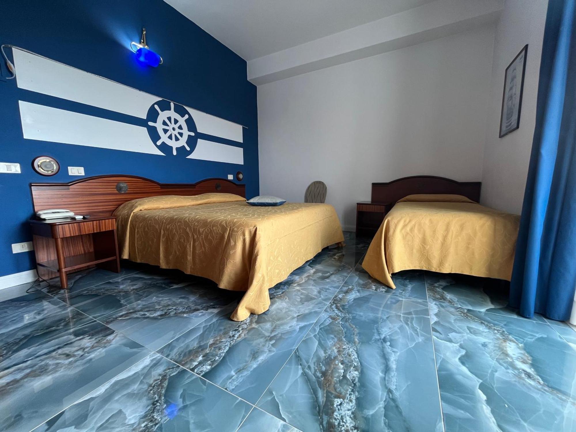 Hotel La Carruba Cetraro Exterior photo